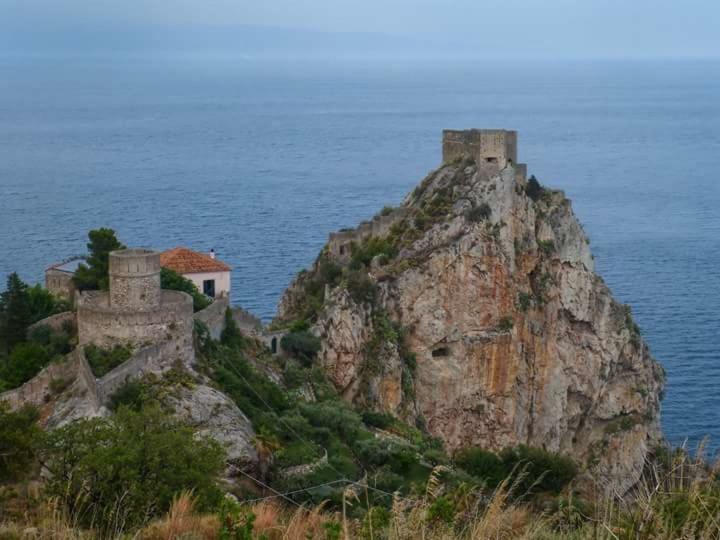 vecchio forno Villa Puntalazzo Esterno foto